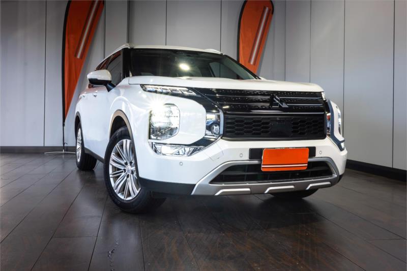 2023 Mitsubishi Outlander Wagon LS ZM MY24